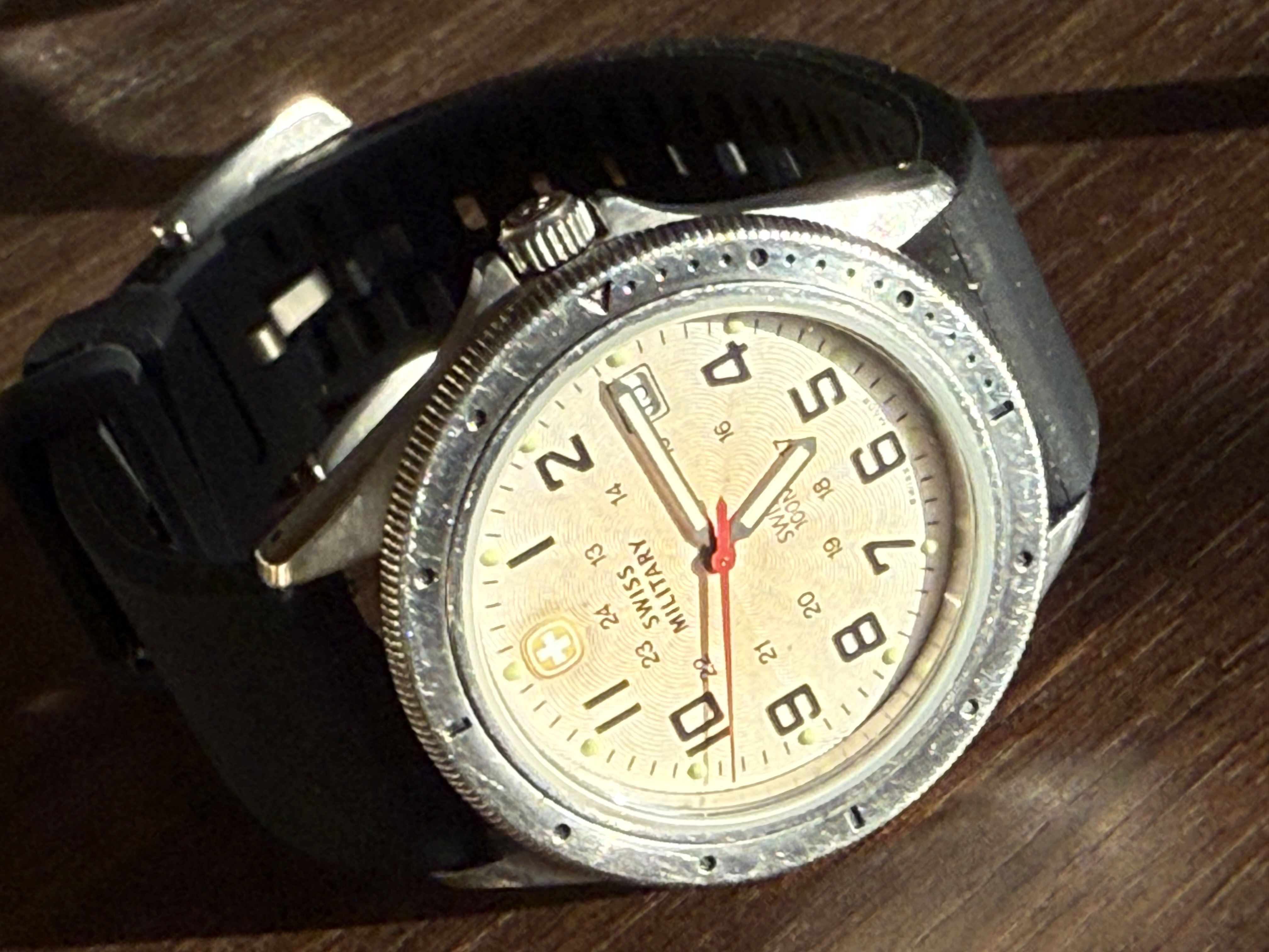 Better With Age: A Used Wenger Swiss Military Field Watch That Wears Its Years Well