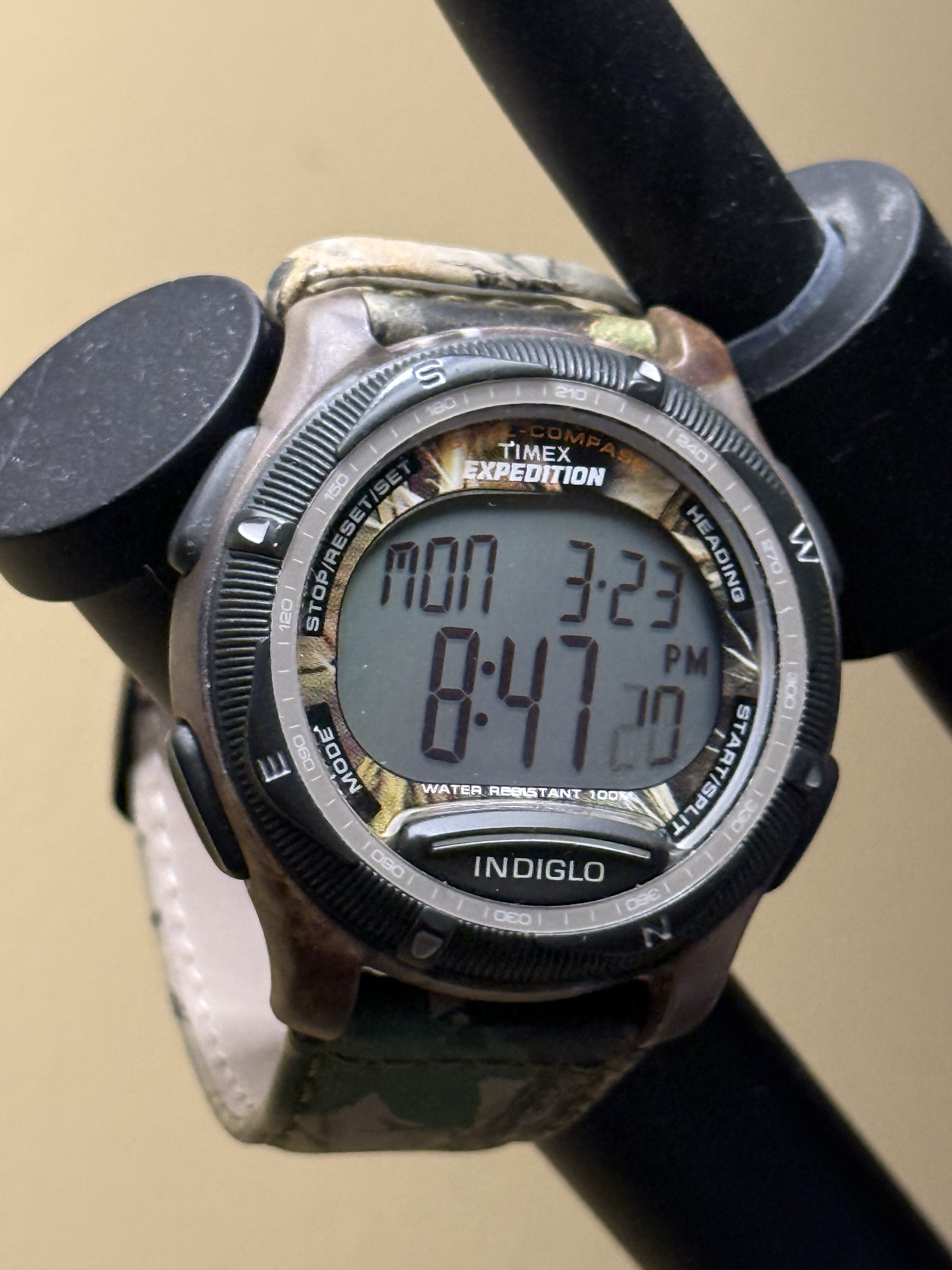 A Better Trail Companion Than a Smartwatch? This Timex Expedition Makes the Case